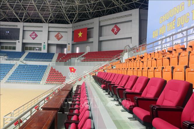 Khu vực khán đài A nhà thi đấu. Ảnh: Đại Nghĩa - TTXVN