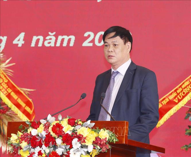 Đồng chí Huỳnh Tấn Việt, Uỷ viên Trung ương Đảng, Bí thư Đảng uỷ Khối các cơ quan Trung ương đọc diễn văn tại Lễ kỷ niệm. Ảnh: Phương Hoa - TTXVN