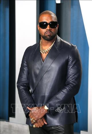 Tại lễ trao giải Grammy 2022, Kanye West đã mang về giải thưởng Grammy thứ 24 trong sự nghiệp, khi anh đoạt giải ở hạng mục