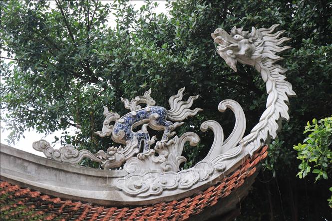 Trong ảnh: Mái ngôi Đền đao cong thể hiện sự uy nghi. Ảnh: Thanh Thương- TTXVN