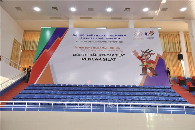 Trong ảnh: Những hạng mục cuối cùng đang được hoàn thiện, sẵn sàng phục vụ cho SEA Games 31. Ảnh: Minh Quyết - TTXVN