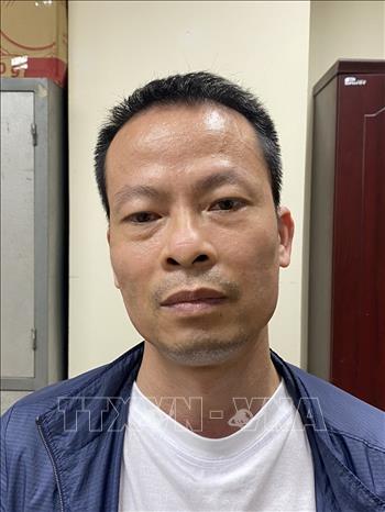 Trong ảnh: Bị can Phùng Thế Tính, Nguyên Giám đốc Trung tâm Tài chính Kế toán, Công ty TNHH Thương mại Dịch vụ Khách sạn Tân Hoàng Minh. Ảnh: TTXVN phát
 