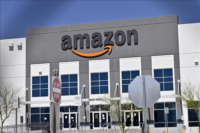 Trong ảnh: Trung tâm phân phối của Amazon tại Las Vegas, bang Nevada, Mỹ. Ảnh: AFP/TTXVN