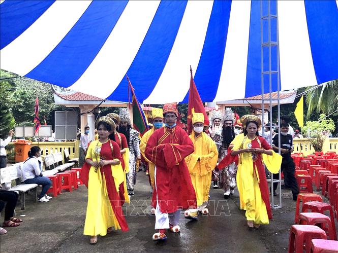Những năm gần đây, ngày giỗ Bà Phi Yến đã trở thành một lễ hội văn hóa lớn trong năm, được Đảng bộ, chính quyền, quân và dân huyện Côn Đảo(Bà Rịa - Vũng Tàu) tổ chức trang trọng. Ảnh: TTXVN phát