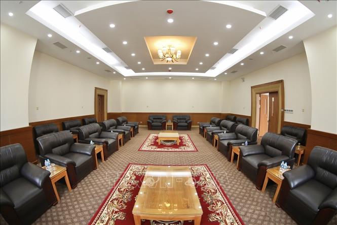 Phòng VIP tại Cung Điền kinh Hà Nội (Trung tâm Huấn luyện và Thi đấu TDTT Hà Nội), nơi diễn ra nội dung thi đấu môn Đấu kiếm và Lễ bế mạc SEA Games 31. Ảnh: Minh Quyết - TTXVN