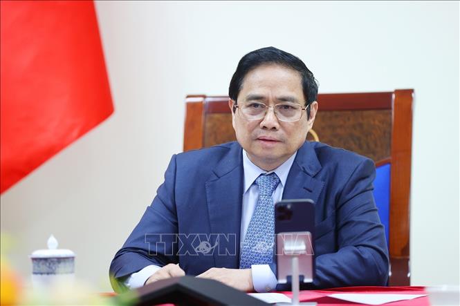 Trong ảnh: Thủ tướng Phạm Minh Chính điện đàm với Thủ tướng Campuchia Samdech Techo Hun Sen. Ảnh: Dương Giang-TTXVN