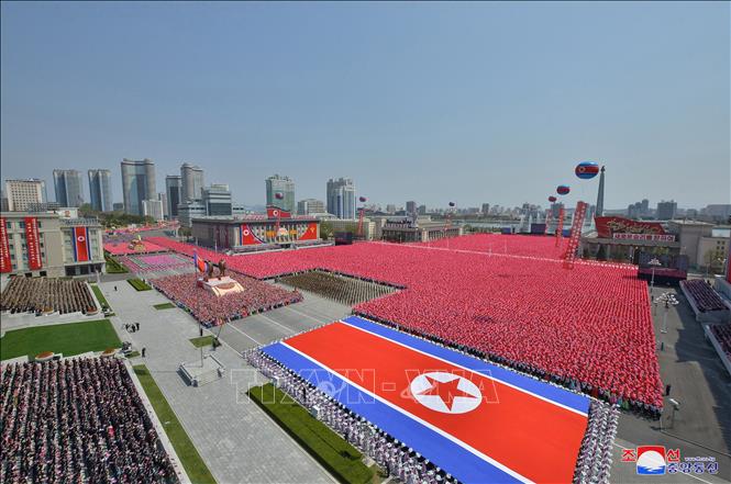 Trong ảnh: Toàn cảnh lễ mít tinh nhân kỷ niệm 110 năm ngày sinh của cố lãnh tụ Kim Nhật Thành, tại thủ đô Bình Nhưỡng, ngày 15/4/2022. Ảnh: YONHAP/TTXVN
