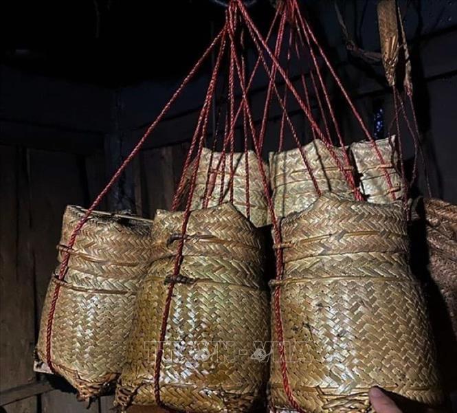 Trong ảnh: Những chiếc giỏ được đan bằng tre. Ảnh: Nguyễn Oanh - TTXVN