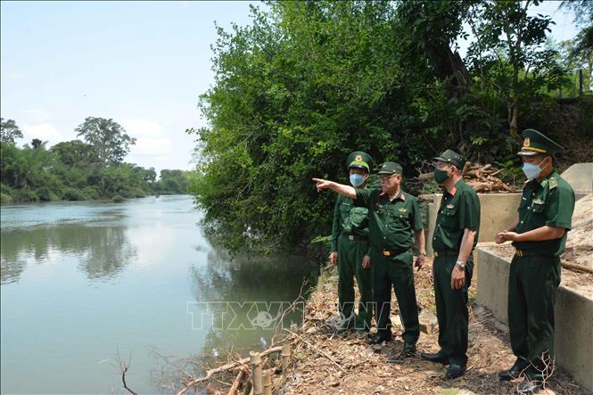 Khu vực Bến vượt sông Sêrêpốk đưa xe ô tô, pháo binh hạng nặng, bộ binh từ miền Bắc vào chiến trường miền Nam. Ảnh: Tuấn Anh – TTXVN