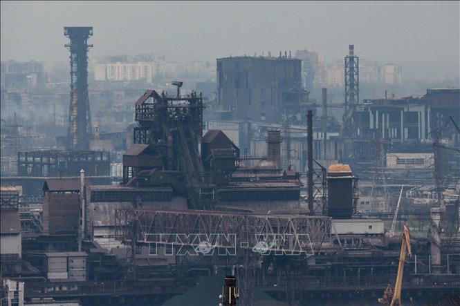 Trong ảnh: Nhà máy thép Azovstal ở Mariupol, Ukraine, ngày 19/4/2022. Ảnh: THX/ TTXVN