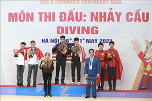 Lễ trao huy chương môn Nhảy cầu tại SEA Games 31 (ngày thi đấu thứ 3)