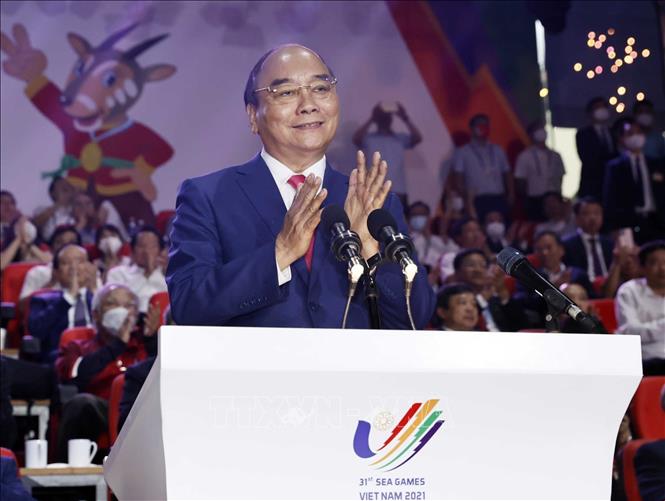 President Nguyen Xuan Phuc declares SEA Games 31 officially open. VNA Photo 