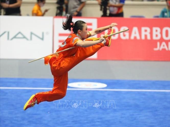 VĐV Eugina Diva Widodo (Indonesia) biểu diễn bài Thương thuật nữ. Ảnh: Phạm Hậu - TTXVN
