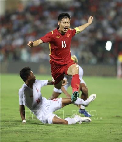 Captain Hung Dung (16) of Vietnam. VNA Photo 
