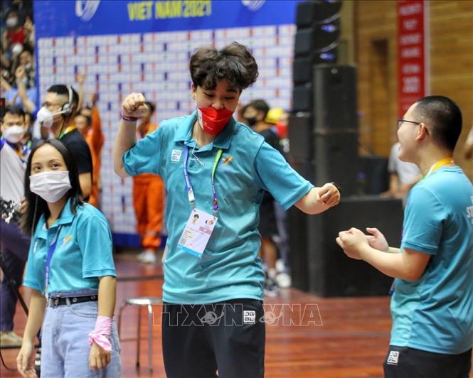 Khán giả bùng nổ trước những trận thắng của đội tuyển nam Việt Nam. Ảnh: Tuấn Đức - TTXVN