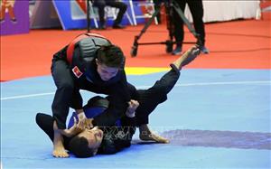 SEA Games 31: Vòng Tứ kết nữ và Bán kết nam nội dung đối kháng môn Pencak Silat 