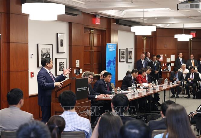 Thủ tướng Phạm Minh Chính phát biểu biểu toạ đàm về chính sách tại Đại học Harvard. Ảnh: Dương Giang-TTXVN
