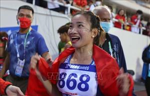 Vietnamese runner makes gold hat-trick at SEA Games 31
