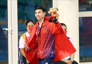 SEA Games 31: Kình ngư Nguyễn Huy Hoàng phá kỷ lục SEA Games nội dung 400m bơi tự do nam