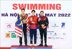 SEA Games 31: Trần Hưng Nguyên giành HCV 200m bơi ngửa nam