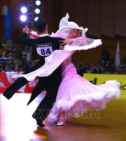 Vu Hoang Anh Minh and Nguyen Truong Xuan of Vietnam at competition on May 16. VNA Photo: An Thành Đạt