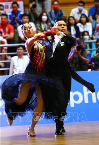 Thai dancers at competition on May 16. VNA Photo: An Thành Đạt