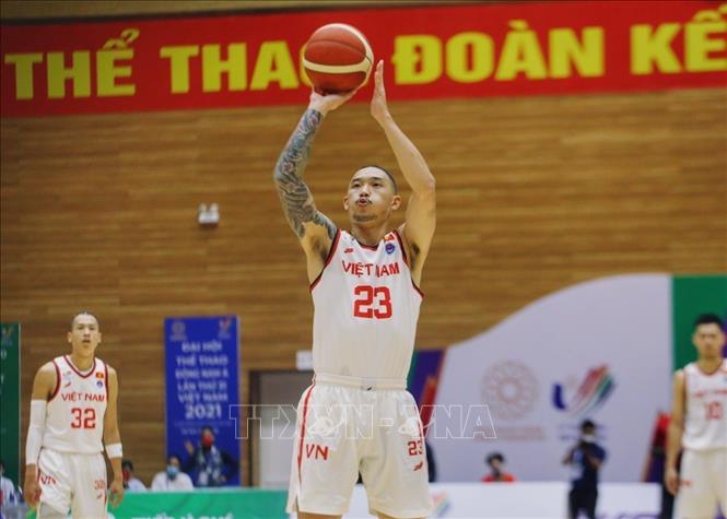 Dinh Thanh Tam (23) scores for Vietnam. VNA Photo: Tuấn Đức