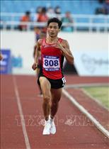  SEA Games 31: VĐV điền kinh Nguyễn Văn Lai đoạt HCV nội dung chạy 10.000m nam