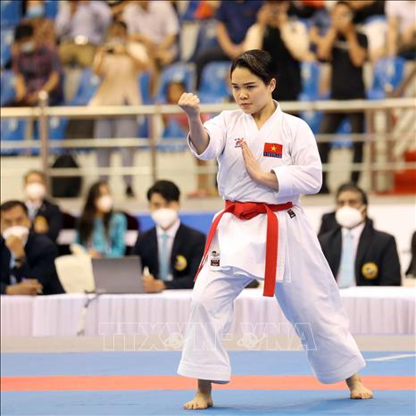 VĐV Nguyễn Thị Phương, Việt Nam đạt 23,68 điểm khi thi đấu vòng một nội dung Kata nữ. Ảnh: Thanh Tùng – TTXVN