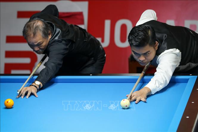 Trận bán kết Cushion Carom giữa VĐV Efren Reyes (Philippines) - người được gọi là 