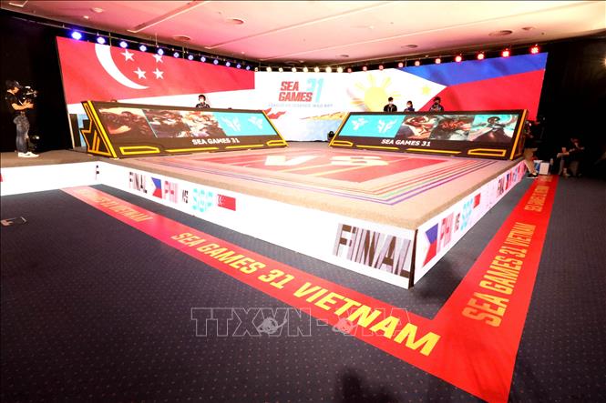 Chung kết nội dung Liên minh huyền thoại: Tốc chiến giữa đội tuyển nữ Philippines và Singapore . Ảnh: Minh Đông - TTXVN