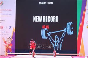 SEA Games 31: VĐV Khổng Mỹ Phượng phá kỉ lục SEA Games trong ngày đầu khởi tranh môn Cử tạ