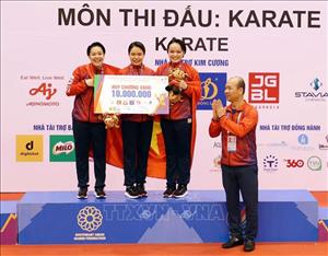 SEA Games 31: Kata đồng đội nữ mang về thêm một HCV cho Karate Việt Nam