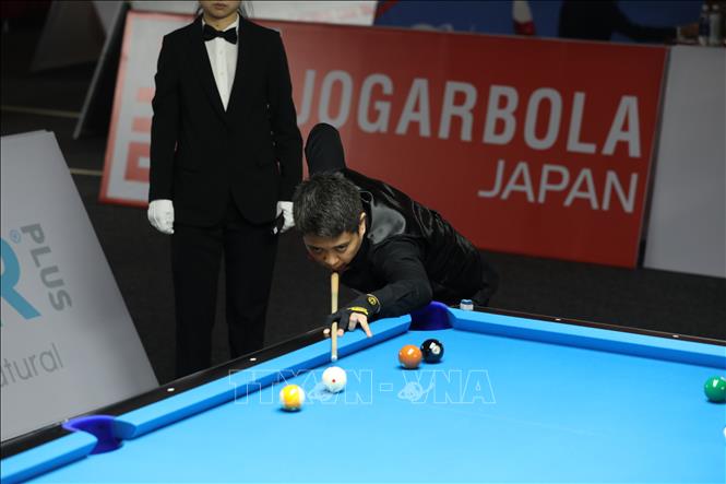 VĐV Rubilen Amit (Philippines) thi đấu nội dung 10 Ball Pool nữ. Ảnh: Khánh Hoà - TTXVN