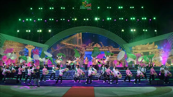 Trong ảnh: Một tiết mục trong Chương trình nghệ thuật tại lễ khai mạc. Ảnh: Nhựt An - TTXVN