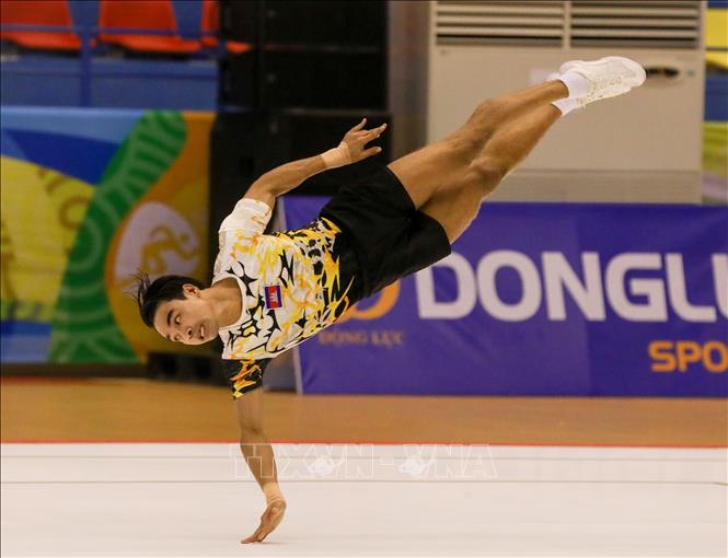VĐV Chanbory Choeum (Campuchia) thi đấu nội dung đơn nam. Ảnh: Khánh Hoà - TTXVN