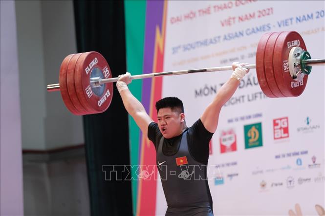 VĐV Bùi Tuấn Anh thi đấu hạng 89 kg nam. Ảnh: Việt Cường - TTXVN