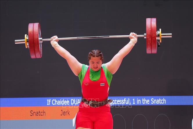 VĐV Duangaksorn Chaidee (Thái Lan) thi đấu tại hạng cân trên 71kg nữ. Ảnh: Việt Cường - TTXVN