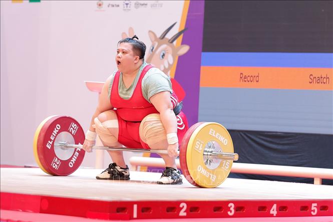 VĐV Nguyễn Thị Kim Vân (Việt Nam) thi đấu tại hạng cân trên 71kg nữ. Ảnh: Việt Cường - TTXVN