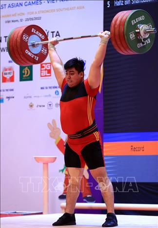 VĐV Nguyễn Minh Quang (Việt Nam) giành HCB hạng cân trên 89 kg của nam. Ảnh: Huy Hùng - TTXVN