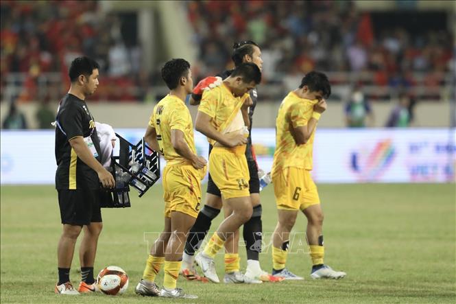 Nỗi thất vọng của các cầu thủ U23 Thái Lan sau thất bại trước U23 Việt Nam. Ảnh: Minh Quyết - TTXVN