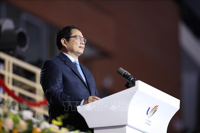 Prime Minister Pham Minh Chinh delivers a closing speech at the event.  VNA Photo