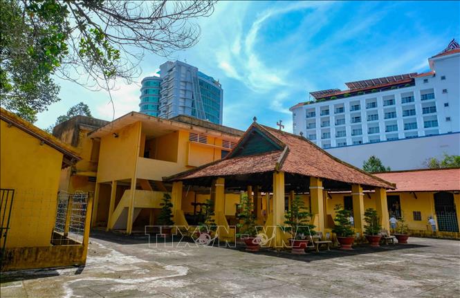 Trong ảnh: Khuôn viên Khám lớn Cần Thơ hiện nay. Ảnh: Thanh Liêm - TTXVN