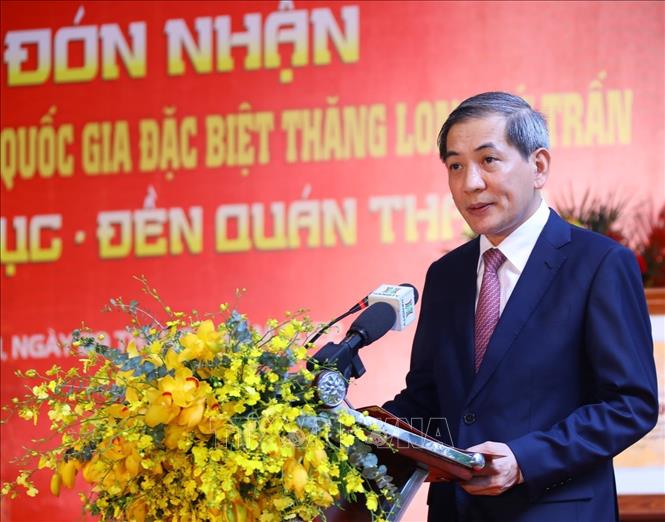 Bí thư Quận ủy Ba Đình Hoàng Minh Dũng Tiến phát biểu tại Lễ đón nhận Bằng xếp hạng Di tích quốc gia đặc biệt Thăng Long tứ trấn - đền Voi Phục, đền Quán Thánh. Ảnh: Văn Điệp - TTXVN