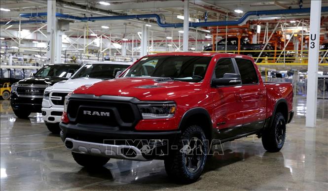 Trong ảnh: Xe tải Ram 2019 của Hãng Fiat Chrysler tại nhà máy sản xuất ô tô ở Sterling Heights, Michigan, Mỹ. Ảnh: REUTERS/TTXVN