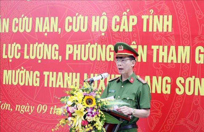 Trong ảnh: Đại tá Đỗ Ngọc Bình, Phó Giám đốc Công an tỉnh Lạng Sơn phát biểu tại “Thực tập phương án cứu nạn, cứu hộ cấp tỉnh”. Ảnh: Anh Tuấn - TTXVN