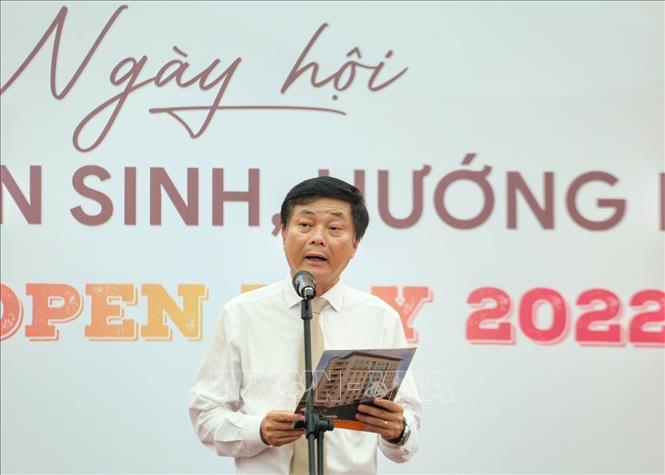PGS.TS Phạm Minh Sơn, Giám đốc Học viện Báo chí và Tuyên truyền phát biểu. Ảnh: Tuấn Đức - TTXVN