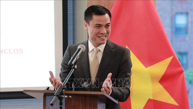 Trong ảnh: Đại sứ Đặng Hoàng Giang, Trưởng Phái đoàn Việt Nam tại Liên hiệp quốc phát biểu tại buổi chiêu đãi. Ảnh: Vũ Khắc Hiếu - PV TTXVN tại Mỹ