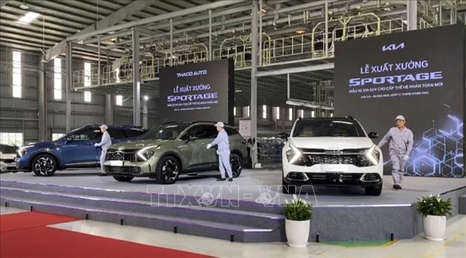 Trong ảnh: Thaco Auto chính thức xuất xưởng mẫu xe Kia Sportage thế hệ hoàn toàn mới. Ảnh: TTXVN phát