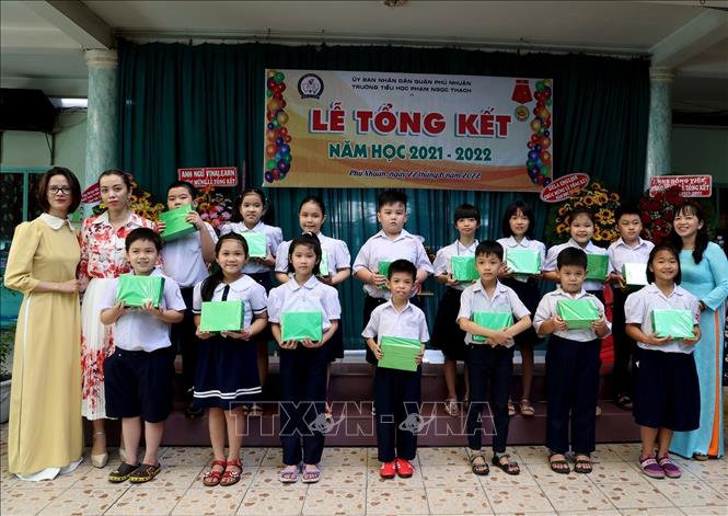 Image hình ảnh hình ảnh hình ảnh hình ảnh Phạm Ngọc Thưởng - Thành phố Hồ Chí Minh: Các trường Tiểu học Tổng kết, phát thưởng ...